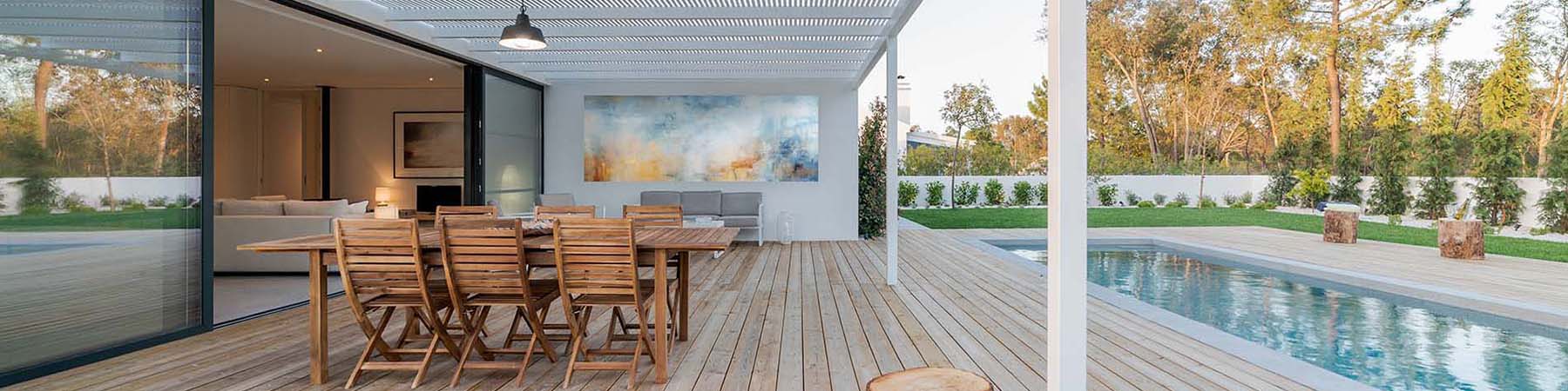 Metal print on wall in alfresco area